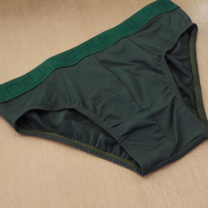 Cueca Slip Romantic Liso Elástico Bordado